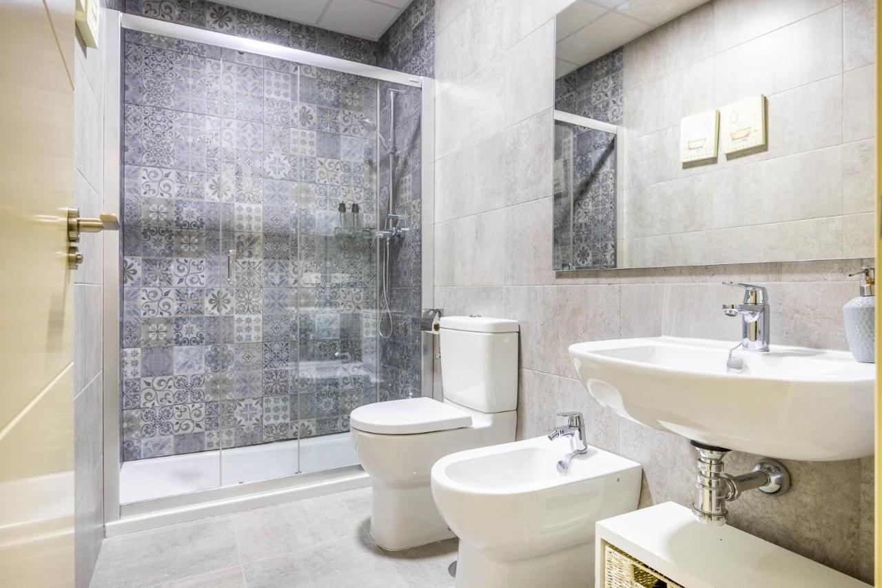 Apartamento Hercules - Vacacional Sevilla Dış mekan fotoğraf